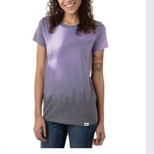 EUC 10 Tree Northern Lights Tshirt